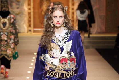 Βελούδο: Με φόρα… από τα late 70s