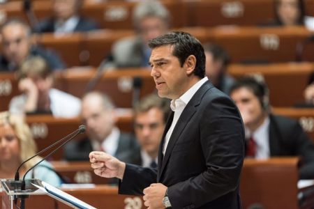 Τσίπρας στη WSJ: Η κυβέρνηση θα εξαντλήσει την τετραετία, ακόμα κι αν φύγει ο Καμμένος