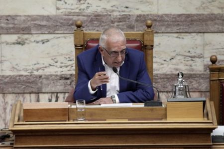 Κακλαμάνης: Αν η συμφωνία δεν κυρωθεί από τη Βουλή, η ΝΔ δεν θα την ψηφίσει ως κυβέρνηση