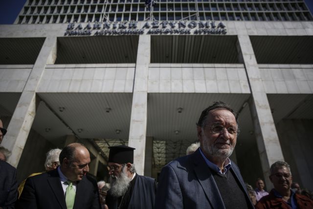 Λαφαζάνης: Οποιος προασπίζει δικαιώματα βρίσκεται στο μάτι του κυκλώνα