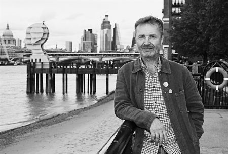 Στιούαρτ Πάντγουικ: Ο στοχαστικός γλύπτης