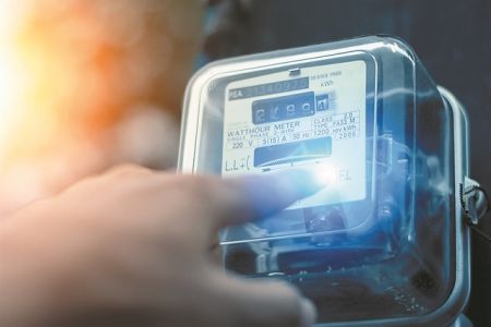 Πυρετός εξαγορών στη λιανική αγορά ρεύματος