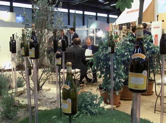 Στηρίζουν τους πυρόπληκτους οι παραγωγοί της Ανατολικής Αττικής