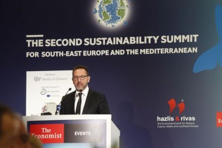 Στουρνάρας: Η κλιματική αλλαγή έχει δυσμενείς επιπτώσεις στην οικονομία