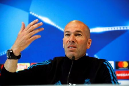 «Φαβορί ο Ζιντάν για τον πάγκο της Γιουνάιτεντ»