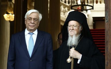 Ο Οικουμενικός Πατριάρχης τιμά τα «Νομοκανονικά»