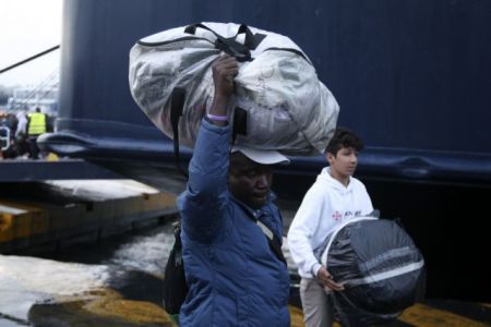 ΝΔ: Εξηγήσεις ζητά για τα 1,6 δισ. ευρώ που δόθηκαν για το μεταναστευτικό