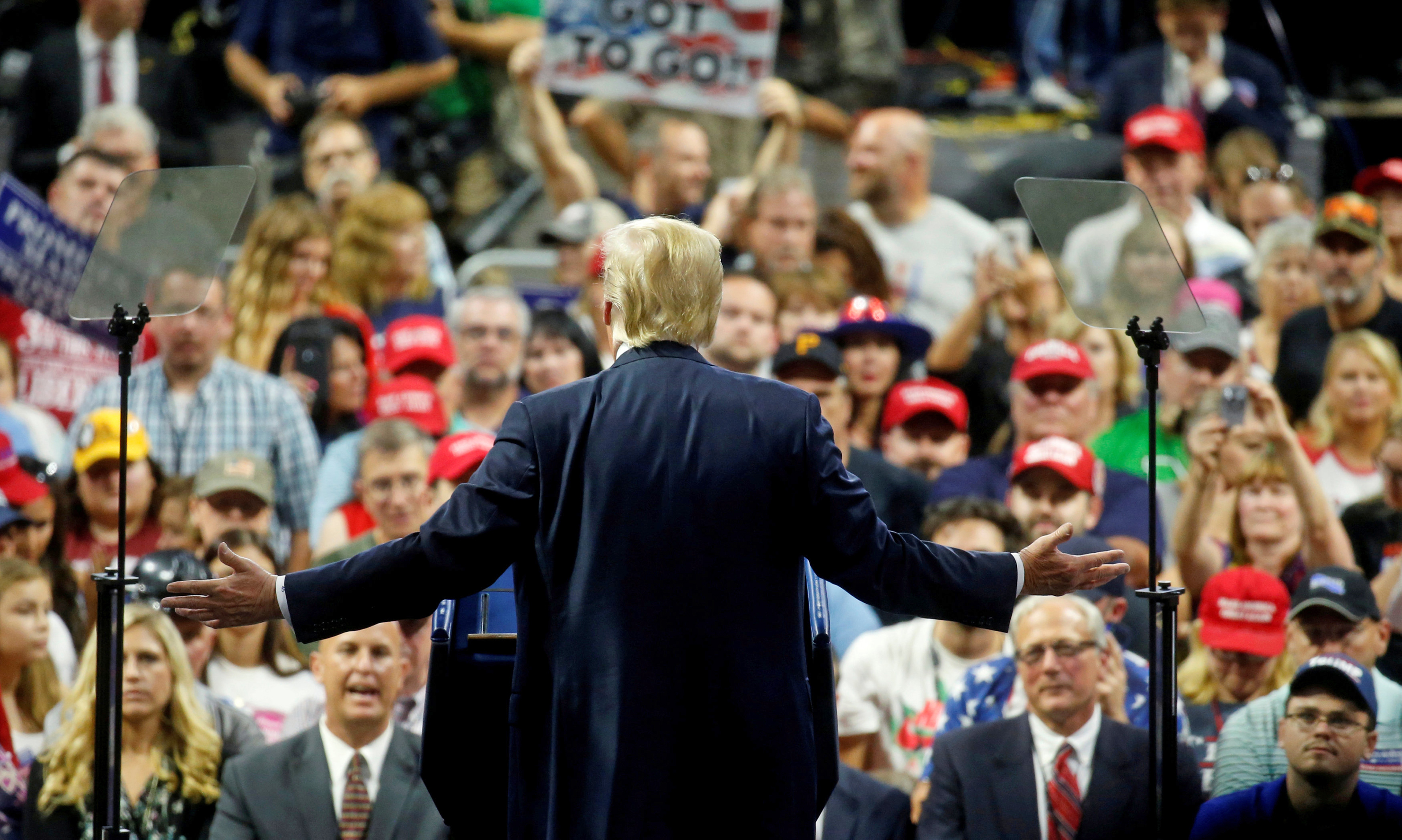 Αγωνία για τις ενδιάμεσες εκλογές στις ΗΠΑ