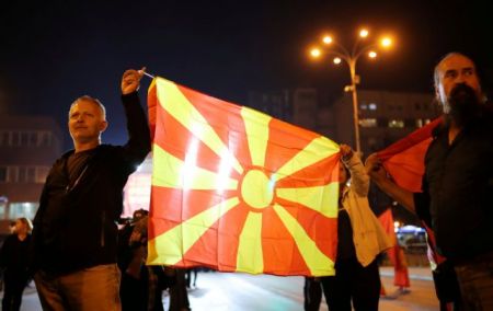 πΓΔΜ: Τελεσίγραφο Ζάεφ στο VMRO-DPMNE