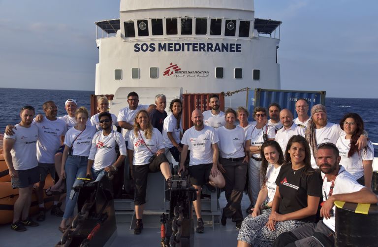 Επίθεση ακροδεξιών στα κεντρικά της γραφεία καταγγέλλει η SOS Mediterranee | tovima.gr