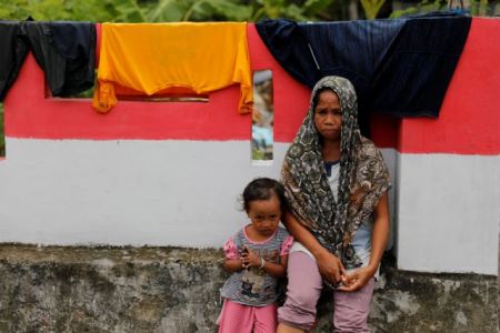 Ινδονησία: 1649 οι νεκροί από σεισμό και τσουνάμι