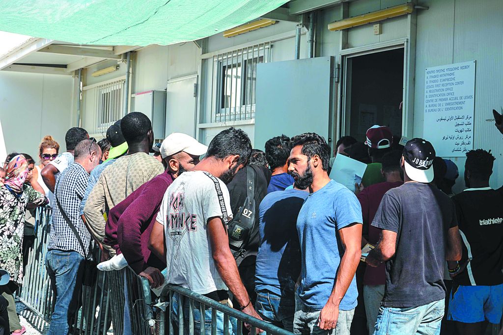 Η εκλογολογία ενταντικοποιεί και τις ελληνοποιήσεις