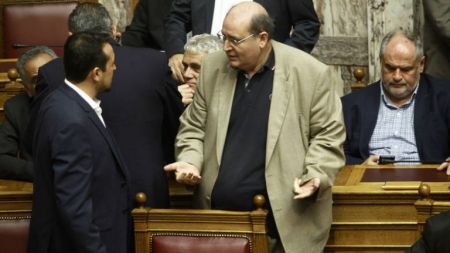 Εσωκομματικοί τριγμοί στον ΣΥΡΙΖΑ – Η κόντρα Φίλη – Παππά είναι μόνο η αρχή