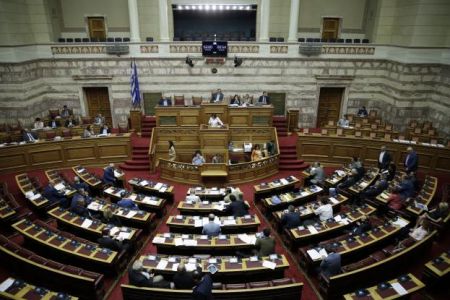 Συμφωνία των Πρεσπών: Οι πρόθυμοι που θα δώσουν φιλί ζωής στην κυβέρνηση