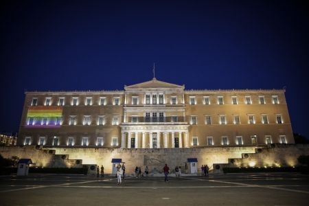 Κοινή γαρ η τύχη και το μέλλον αόρατον*