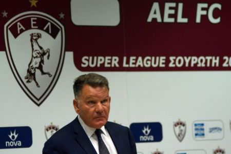 Κούγιας: «O Γιάννης Παπαδόπουλος κάνει κουμάντο στους Ελληνες διαιτητές»