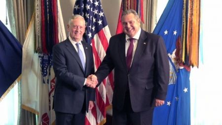 Τι συζήτησαν Καμμένος-Ματίς στο Πεντάγωνο