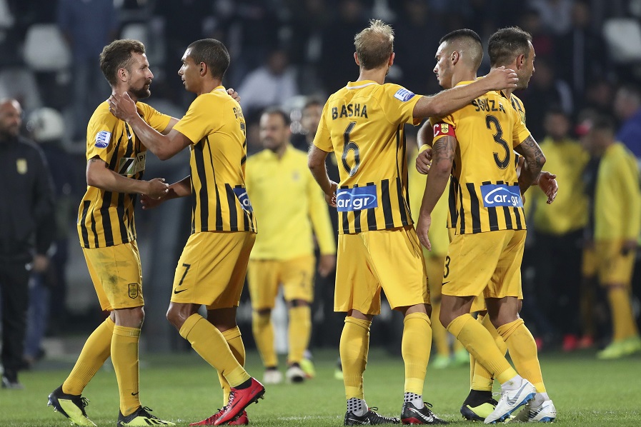 Ο Άρης αντέχει το… ξύλο