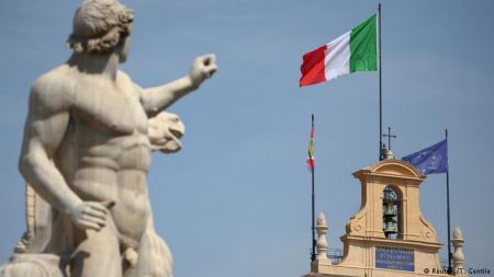 DW : «Ξεπούλημα» ιταλικών ομολόγων προτείνει ο Φουστ