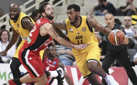 ΑΕΚ : Απίστευτο blooper από τον Ρατάν Μέις (vid)