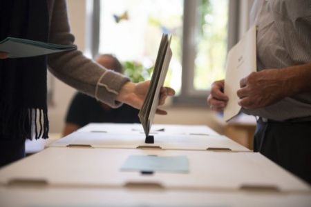 Βαυαρικές εκλογές: Χάνει την πλειοψηφία του το CSU σύμφωνα με τα exit polls