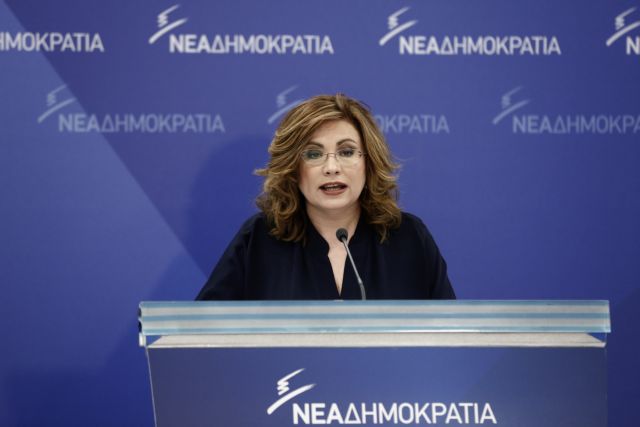Σπυράκη: Δίνει λίγα και αργά ο κ. Τσίπρας
