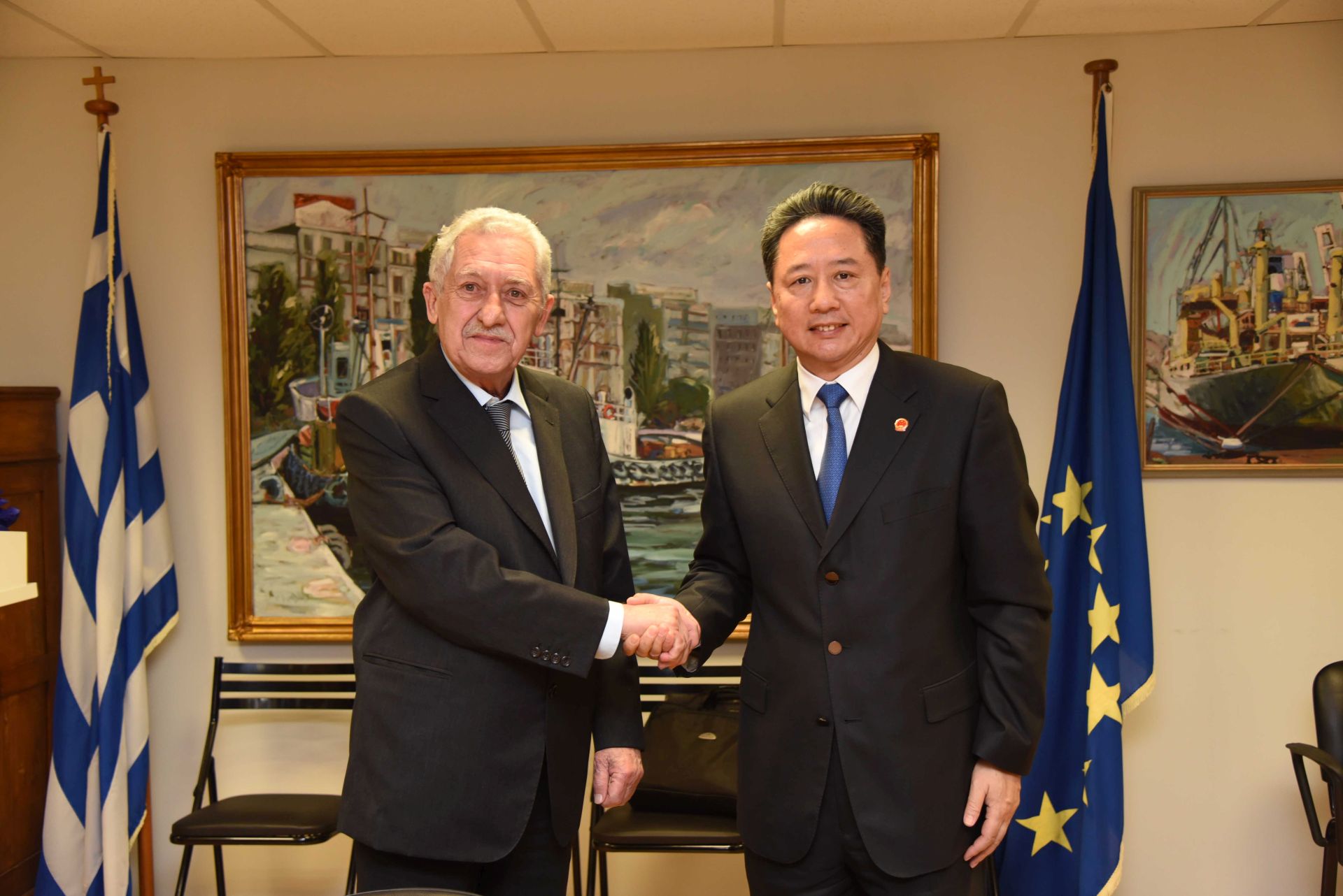 Επίσκεψη του κινέζου υπουργού Μεταφορών σε ΟΛΠ και υπουργείο Ναυτιλίας