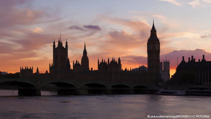 DW : Η επόμενη πράξη στο δράμα του Brexit