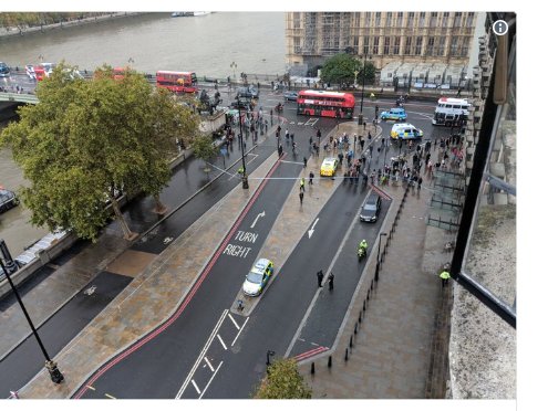 Βρετανία: Υποπτο πακέτο κοντά στο υπουργείο Αμυνας