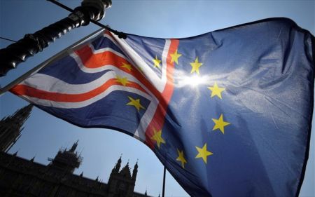 Μπαρνιέ για Brexit: Να παραταθεί  κατά ένα έτος η περίοδος μετάβασης