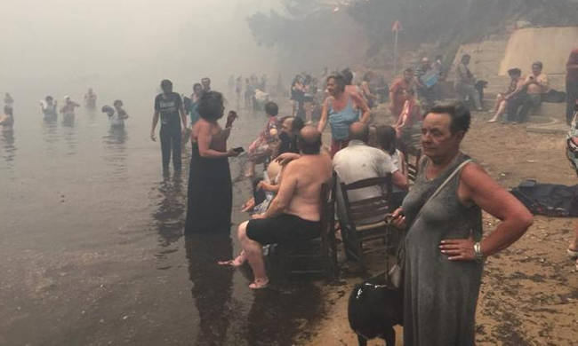 «Υποδειγματική η εκκένωση στην Κινέτα, στην τύχη τους αφέθηκαν οι πολίτες στο Μάτι»