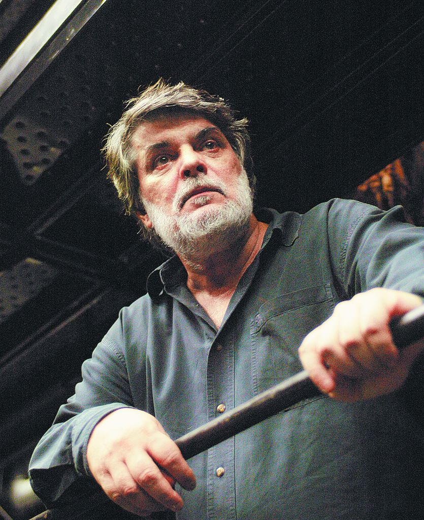 Δημήτρης Μαυρίκιος : «H σχέση μου με τον Πιραντέλο είναι ισόβια εμμονική»