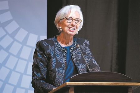 «Υπόγεια ρεύματα» απειλούν την παγκόσμια οικονομία