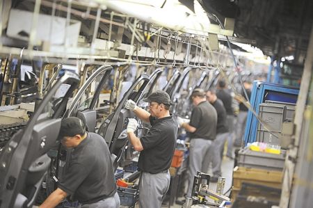 Το Brexit τρομάζει τις αυτοκινητοβιομηχανίες