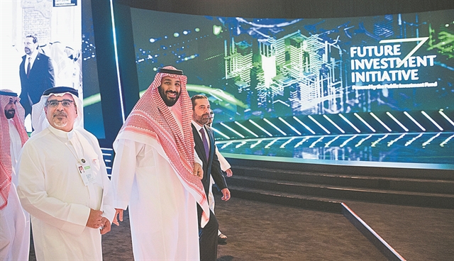 Μεγάλες μπίζνες, παρά το μποϊκοτάζ στο «Νταβός της ερήμου»