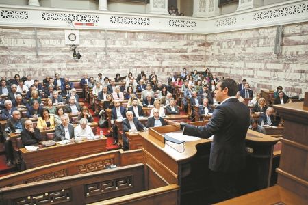 Κυβέρνηση χωρίς σκοπό στον δρόμο για τις κάλπες