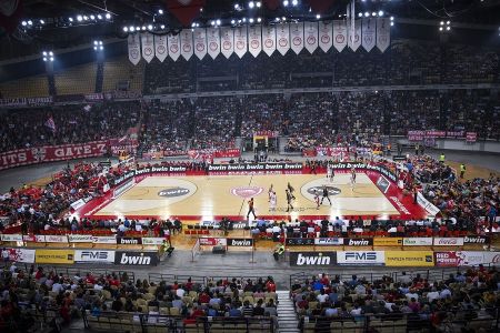 Ολυμπιακός: Το ευχαριστώ, τα 5000 διαρκείας και η παράταση