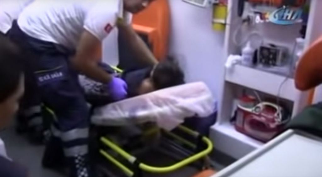 Νέο ναυάγιο με πρόσφυγες ανοιχτά της Τουρκίας: Τουλάχιστον 2 νεκροί – Συγκλονιστικές εικόνες