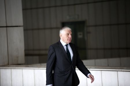 Απολογούνται ο Γιάννος Παπαντωνίου και η σύζυγός του