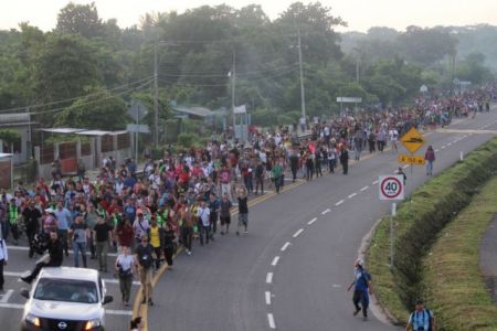 Τραμπ: Στέλνει στρατό για το καραβάνι μεταναστών από την Ονδούρα