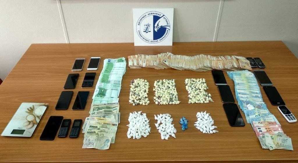 Συλλήψεις για διακίνηση ναρκωτικών σε νυχτερινά κέντρα διασκέδασης