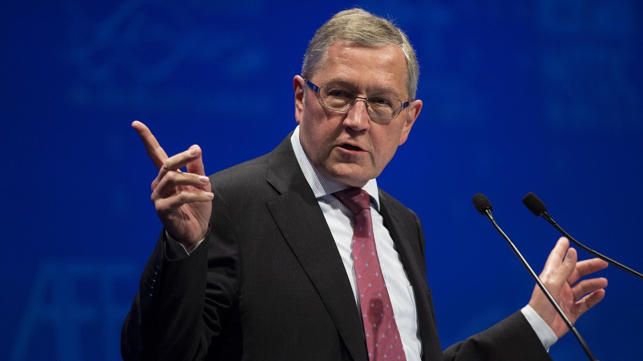 Ρέγκλινγκ: Έχουν πληγεί κάποιες ελληνικές τράπεζες από τις υψηλές αποδόσεις των ιταλικών ομολόγων