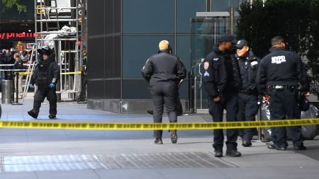 Σε κλοιό τρόμου οι ΗΠΑ – Νέο ύποπτο πακέτο με παραλήπτη τον Ρόμπερτ Ντε Νίρο