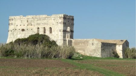 Σεισμός Ζάκυνθος : Σοβαρές ζημιές στον Πύργο του καστρομοναστηριού στα Στροφάδια
