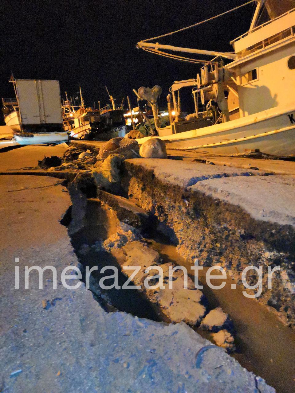 Σεισμός 6,5 βαθμών στη Ζάκυνθο : Ρωγμή στο Λιμάνι και πτώση βράχων – Καταγραφή των πρώτων ζημιών