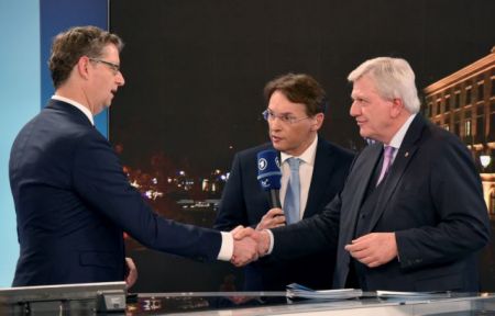 Deutsche Welle: Ιστορικές απώλειες για CDU και SPD στην Έσση