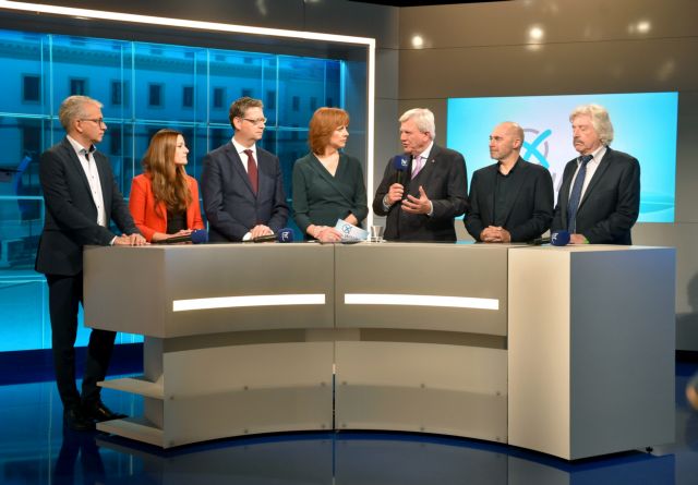 Der Spiegel: Δραματικές απώλειες Χριστιανοδημοκρατών και Σοσιαλδημοκρατών