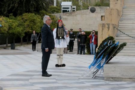 Γαβρόγλου: Να είμαστε ευγνώμονες για όσους θυσιάστηκαν