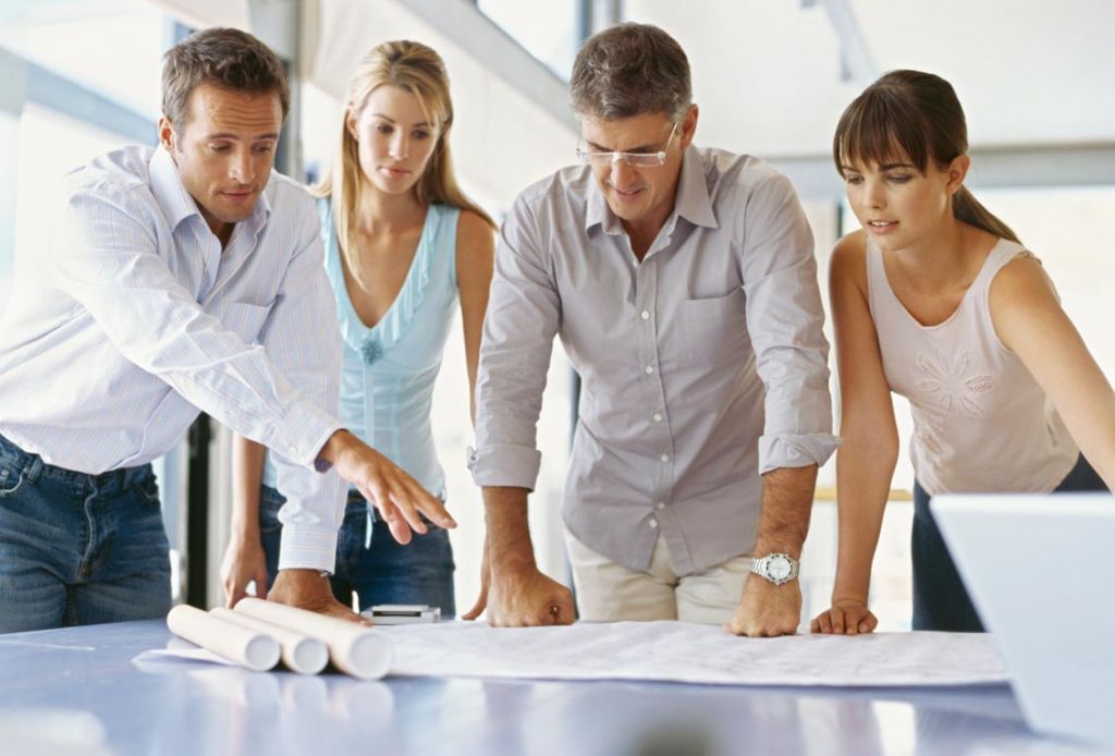 Δημιουργία νέων θέσεων εργασίας πλήρους απασχόλησης, μέσω της πρόσληψης 6.000 άνεργων επιστημόνων