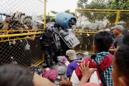 Μεξικό: Νεκρός πρόσφυγας από την Ονδούρα από πλαστική σφαίρα της αστυνομίας